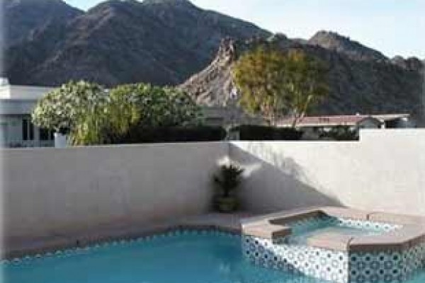 [Image: Beautiful, Tranquil La Quinta Home with Pool/Views]