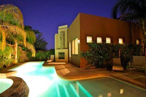 [Image: 'Montage' Private Pool &amp; Spa, Outdoor Fireplace, Putting Green, Foosball, Casita]
