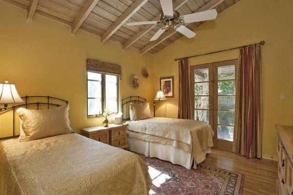 [Image: Casa Resorele ~ Special - 15% Off 5 Nights Thru 10/1]