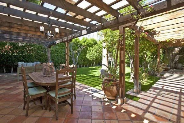 [Image: Casa Resorele ~ Special - 15% Off 5 Nights Thru 10/1]