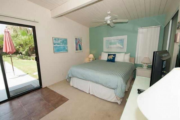 [Image: Monterey Garden House ~ Special - Take 15% Off 5 Nights Thru 10/1]