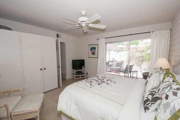 [Image: Siesta Villa ~ Cute Condo in Old Las Palmas Neighborhood]