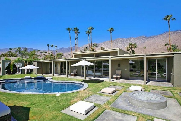 [Image: Stylish, Upscale Palm Springs Villa with Wifi and Pool - Canyon Green]