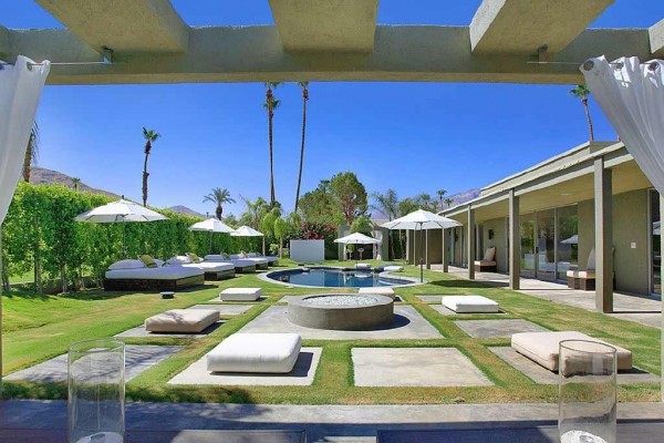 [Image: Stylish, Upscale Palm Springs Villa with Wifi and Pool - Canyon Green]