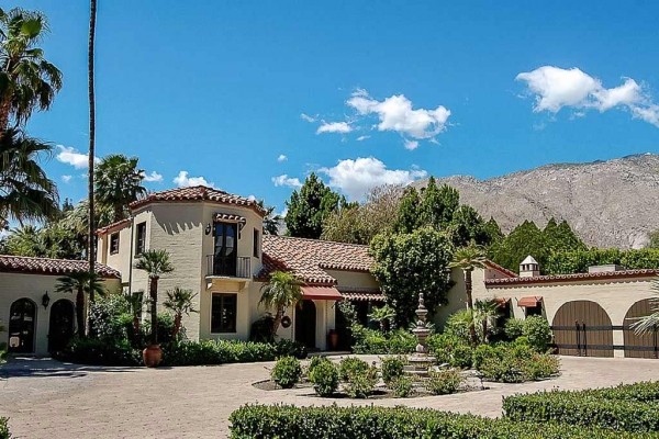 [Image: Sandacre - an Elegant, Secluded and Stately Spanish Estate with Pool and Spa]