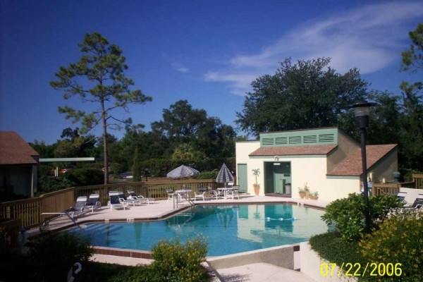 [Image: Golf Course Condo with Pool Only 10 Minutes from the Beach!]