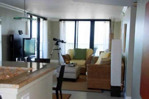 [Image: South Hutchinson Island/Jensen Beach 2BR/2BA Corner Unit]