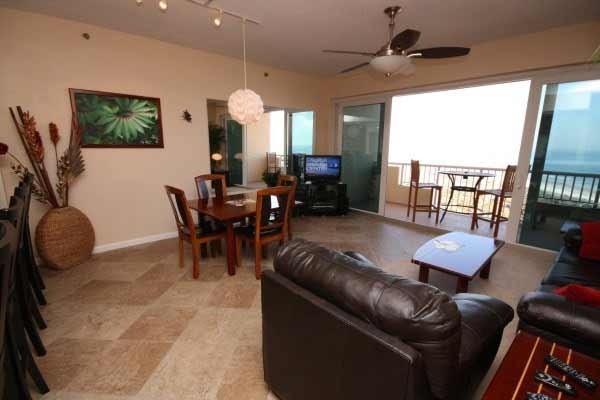 [Image: Book Your Affordable Luxury Get Away Now! 1BR Beautiful Oceanfront Condo]