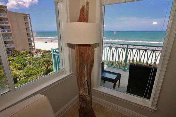 [Image: Beautiful 3/3 Unit with Amazing Views of the Atlantic Ocean]