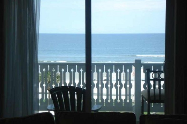 [Image: Luxury Ocean Front Penthouse Unit New Smyrna Beach]