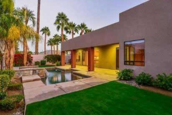 [Image: '*New Listing*' - New Rancho Mirage Dream Estate - Summer Specials...]
