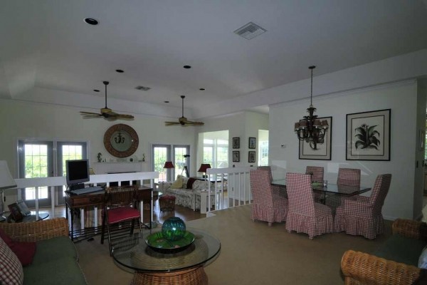 [Image: Vero Oceanfront Paradise- Four Bedroom Oceanfront Pool Home]