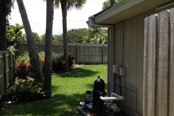 [Image: Barrier Island - Luxurious Beach-Side Fully Equipped Pool Home (W Wireless)]