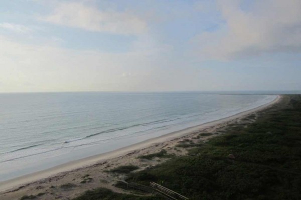 [Image: Oceanfront,16th Floor Penthouse on N. Hutchison Island]