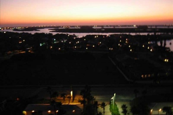 [Image: Oceanfront,16th Floor Penthouse on N. Hutchison Island]