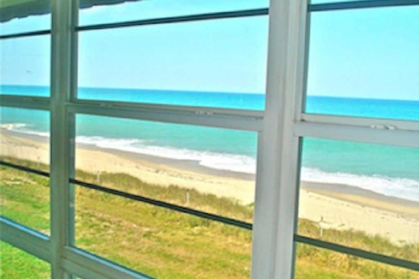 [Image: Direct Oceanfront Luxury: Make Your Dreams a Reality]
