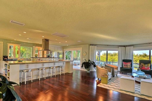 [Image: Riverfront Home with Two Boat Docks and Lift!]