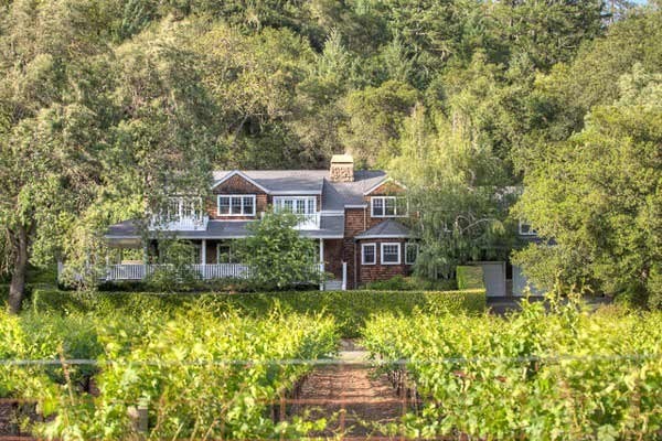 [Image: Luxury Vineyard View Estate]
