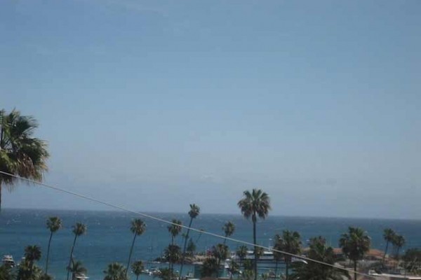 [Image: Catalina Island-Newer Luxury 2 Bedroom View Townhome in Avalon]