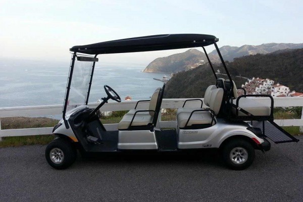 [Image: Amazing Value in Hamilton Cove,Catalina with Zero Steps and Golf Cart]