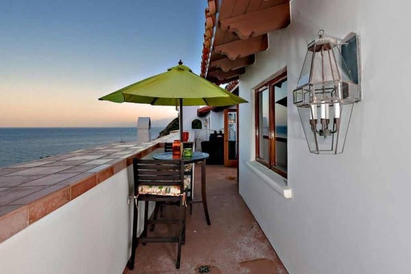[Image: Hands Down Best Value in Hamilton Cove, Catalina!]