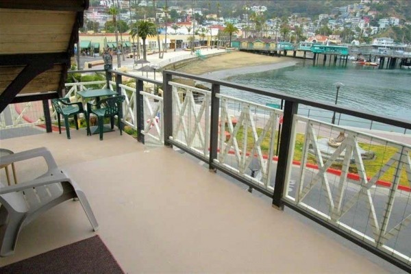 [Image: Avalon's Only Waterfront Beach House! 1 Bedroom Top Unit Sleeps 2-3]