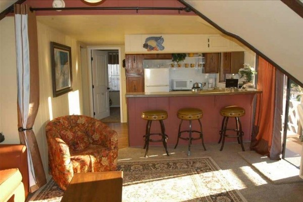 [Image: Avalon's Only Waterfront Beach House! 1 Bedroom Top Unit Sleeps 2-3]