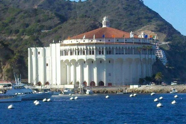 [Image: Come to Catalina Island and Experience Paradise]