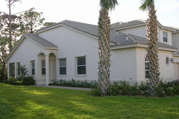 [Image: Golf Luxury Town Home at PGA Village]