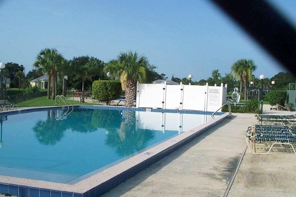 [Image: Blue Skies, Gentle Breezes, Cozy, Sunny Home 15 Minutes from the Ocean Beaches]