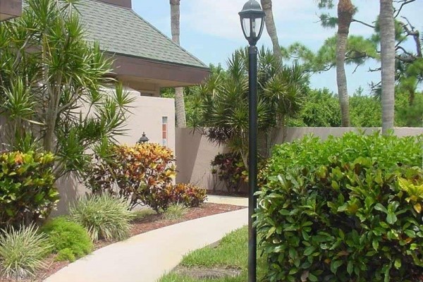 [Image: Port St. Lucie Villas of Sandpiper Bay (Club Med) by the Water]