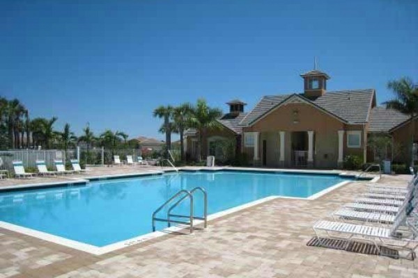 [Image: Waterfront!! Super Close to PGA Golfing. Gated with Comm. Pool &amp; Fitness Center]