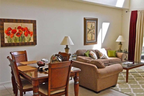 [Image: 4 BR Townhouse in Beautiful Castlepines - PGA Village]