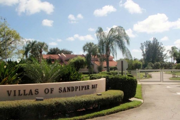 [Image: Beautiful Villa on the Water 2 Minutes Walk from Club Med Sandpiper]