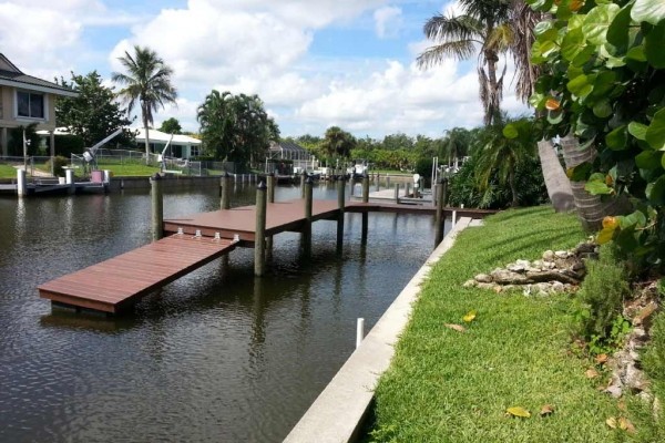 [Image: Upscale Waterfront Home with Manatees in Your Back Yard]