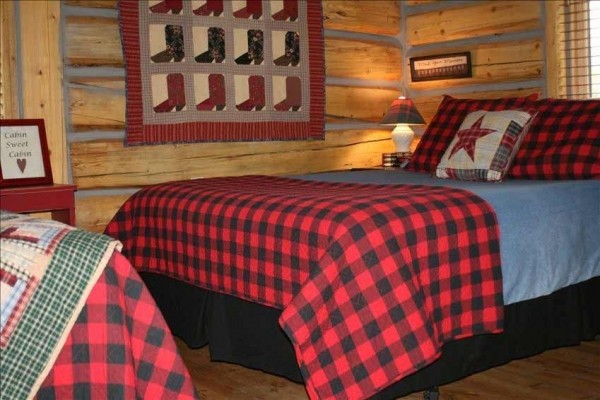 [Image: Deerwood Station- Relax in Our Beautiful Guest Cabin!]