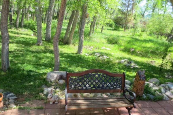 [Image: Mountain Valley Getaway Enjoy a Peaceful Setting with Views of the Snowy Range]