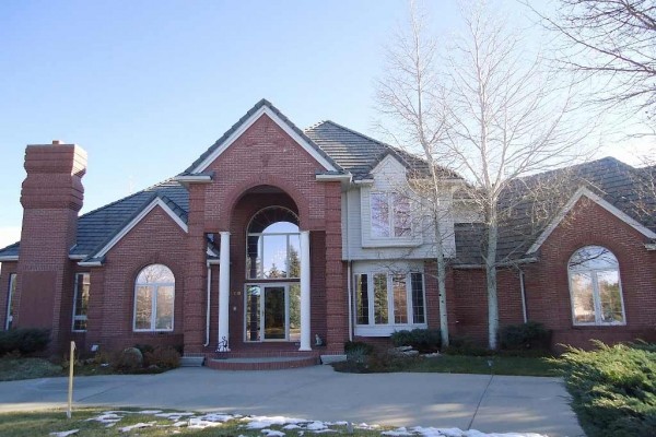 [Image: Quiet, Beautiful, Luxurious and Sophisticated, 3 Story Home Secluded]