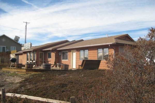 [Image: Comfortable Passive-Solar 3-Bedroom Earth-Bearmed House in Quiet Area Near U.W.]