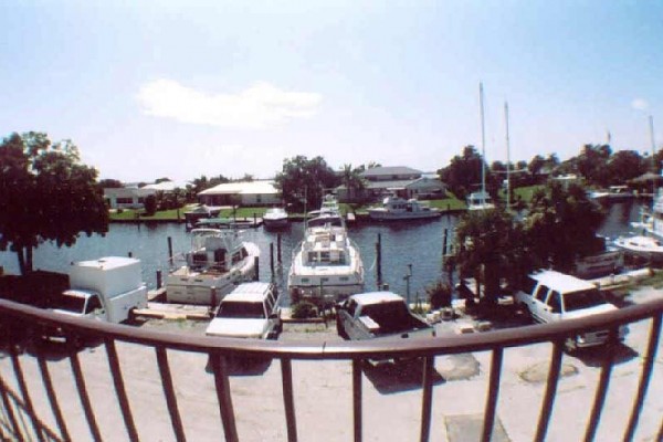 [Image: Beautiful Waterfront Apartment Overlooking Docks on Vero Isles Canal]