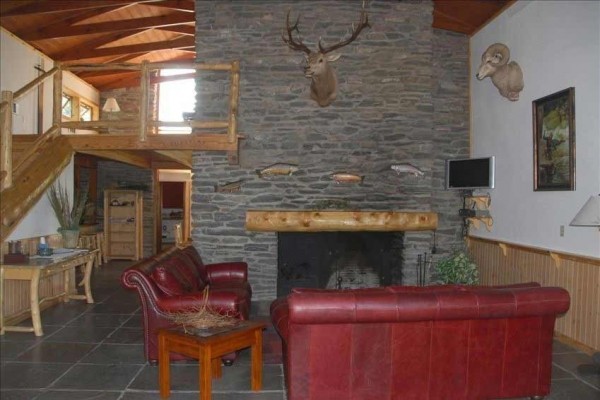 [Image: Beautiful Mountian Views - Elk Hollow Lodge]