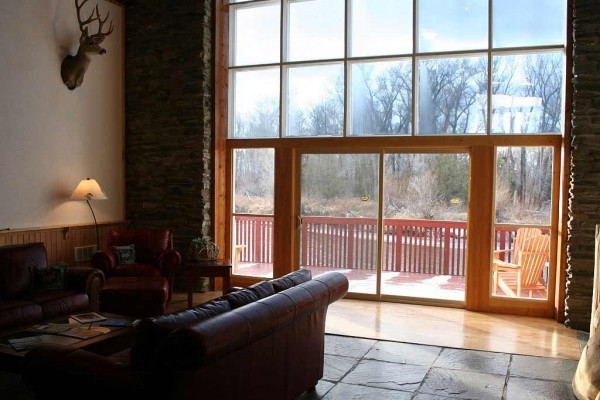 [Image: Beautiful Mountian Views - Elk Hollow Lodge]