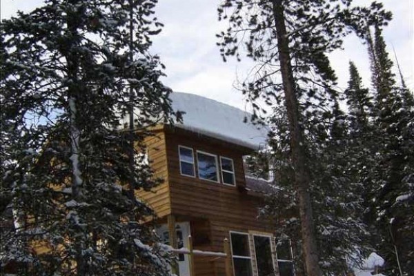 [Image: Cabin Bordering Medicine Bow Nf, Snowy Range Mountains, Wyoming]