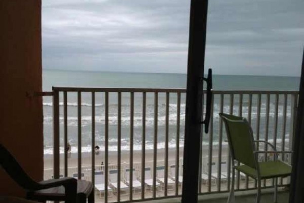 [Image: Amazing Views! Direct Oceanfront! Hurry for Summer Specials! Email Now!!]