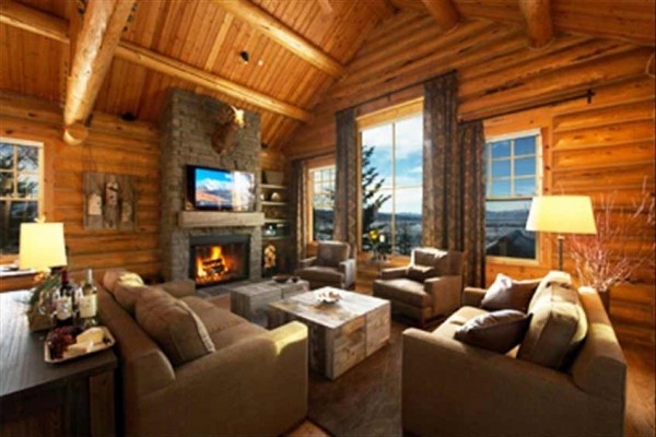 [Image: Spectacular View Luxury Log Home Adjacent to Lifts &amp; Village]