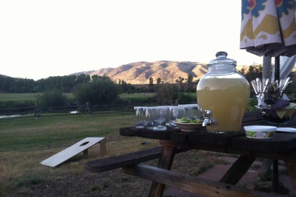 [Image: El Rancho Pequeno, Family-Friendly Premier Fly Fishing in Wyoming.]