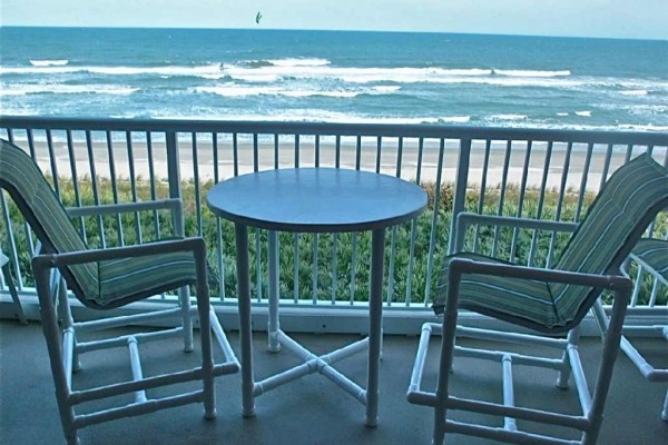 [Image: Spacious and Beautiful Oceanfront Condo]