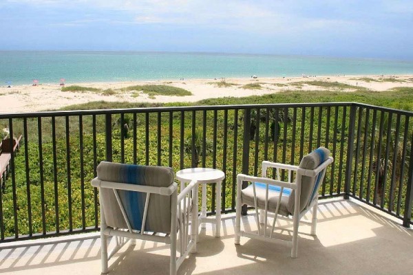 [Image: Oceanfront Condo on Vero's Most Beautiful Beach!!]