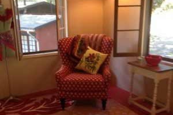 [Image: Charming Alternative to Hotel for Flea Mkt or Rose Bowl! Cottage Suite in Woods]