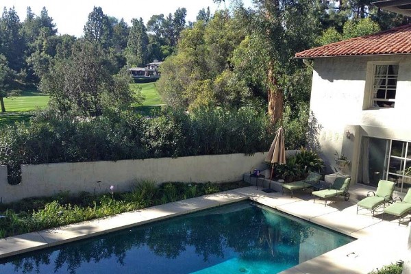 [Image: Mediterranean Estate in Premiere Pasadena Location]